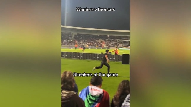 Pitch invaders wreak havoc on NRL game in Napier, NZ