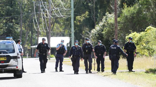 Police conduct a line search at the scene of the fatal shooting of David King, 45, at Salt Ash. Picture: NCA NewsWire / Peter Lorimer.