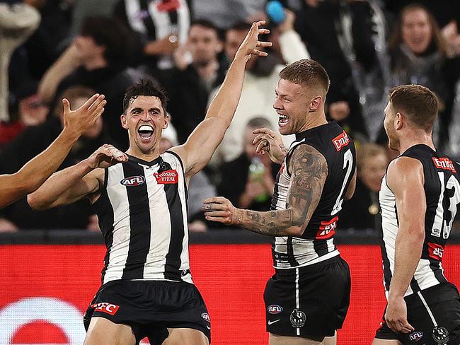 MELBOURNE . 31/03/2023.  AFL Round 3.  Collingwood vs Richmond at the MCG.  Scott Pendlebury of the Magpies celebrates a 3rd quarter goal  . Pic: Michael Klein