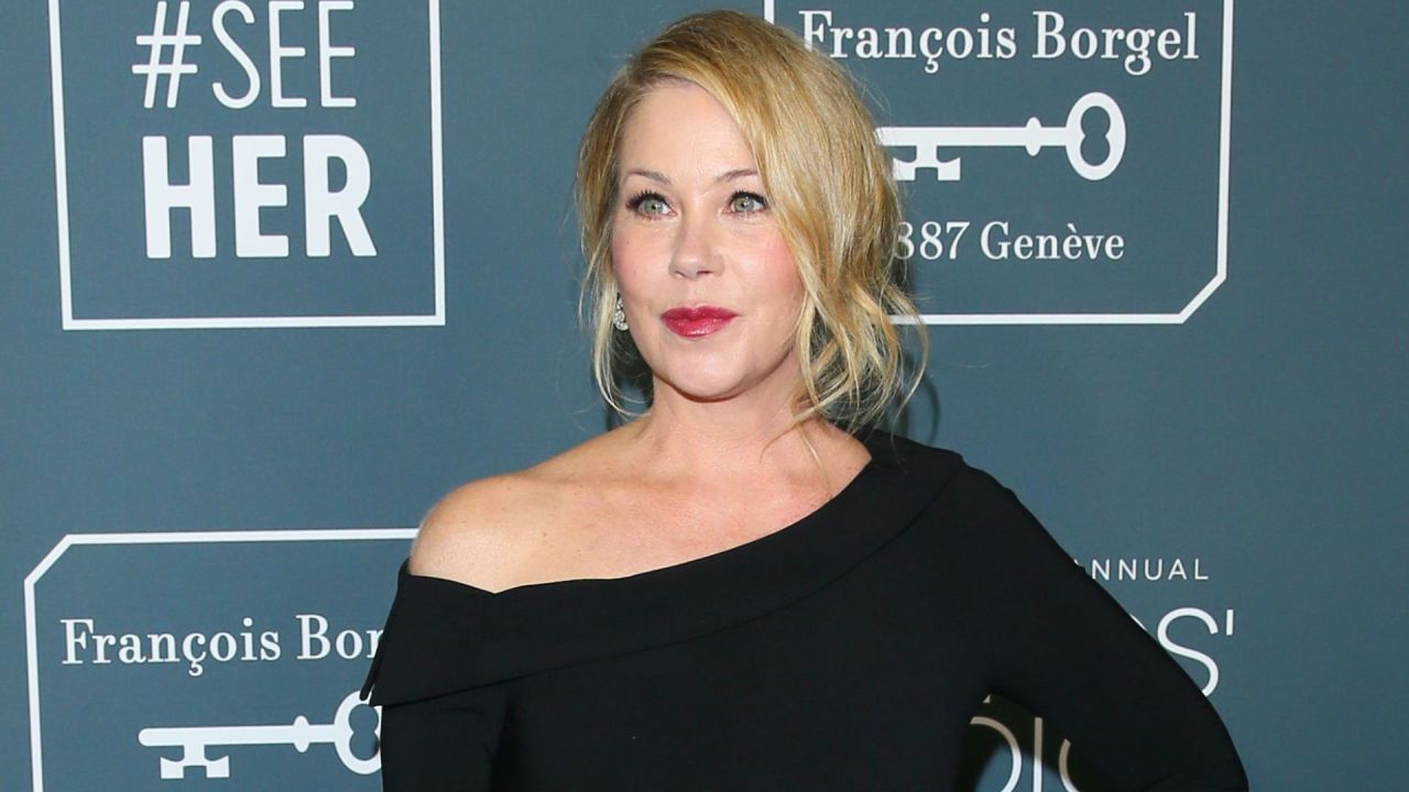 Christina Applegate Felt “An Obligation” To Finish Filming 'Dead