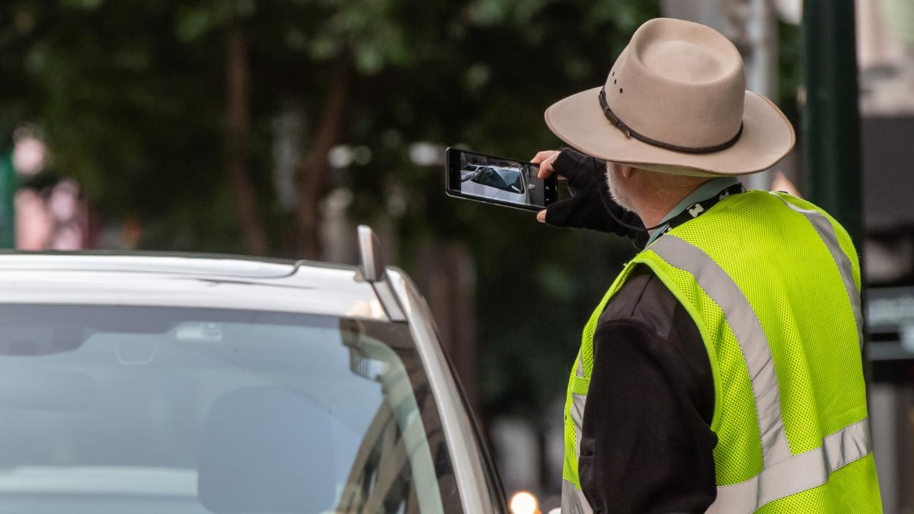 Melbourne CBD parking inspectors walk off job