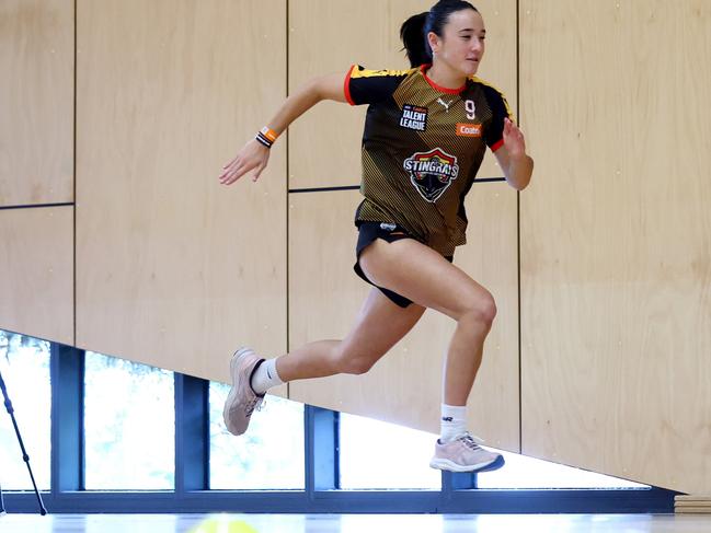 Nalu Brothwell completes the 20m sprint test during the 2025 Coates League Girls Testing Day on March 2. Photo: Josh Chadwick/AFL Photos