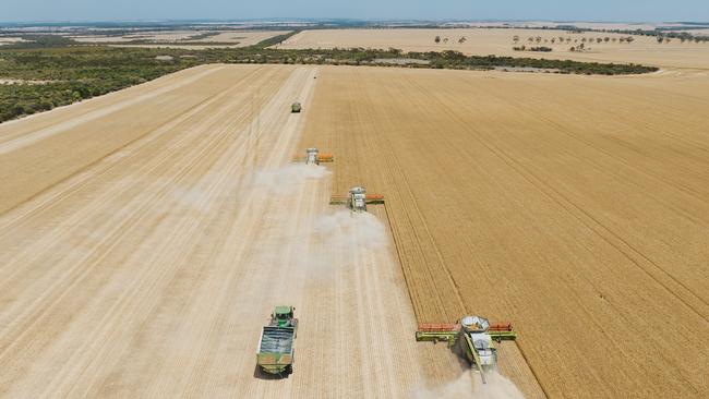 PSP Investments, via Altora Ag, have paid about $50m for the 9637ha Varley Farms, which was previously offered for sale as part of the 42,931ha Project Jaal offering.