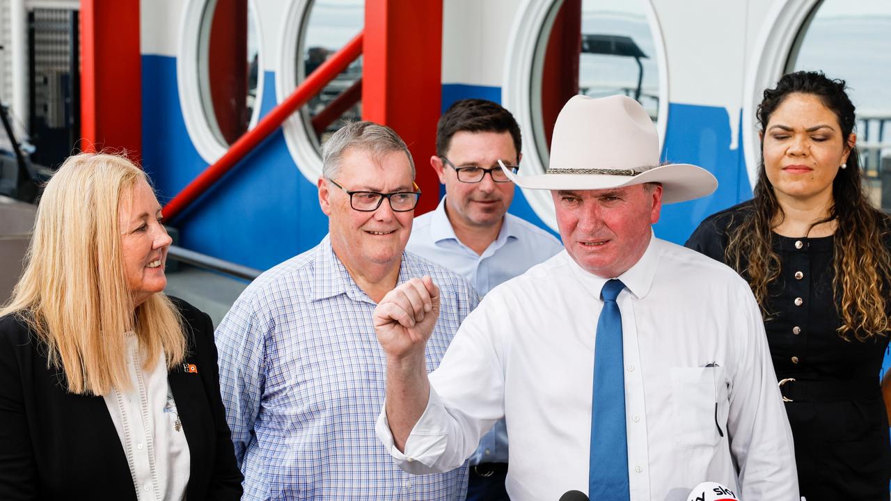 Tina MacFarlane (candidate for Soloman), Damian Ryan (Candidate for Lingari), David Littleproud MP, Deputy Prime Minister Barnaby Joyce and Jacinta Nampilinpa Price (Senate candidate for Northern Territory) announcing details of the $1.5b Middle Arm project. Picture: Office of the Deputy Prime Minister.