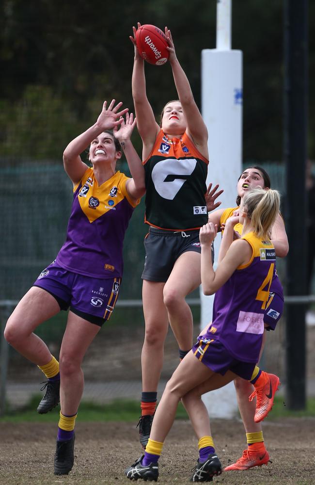 She can’t be stopped! Rhianan Woods pulls down a grab for Geelong West.