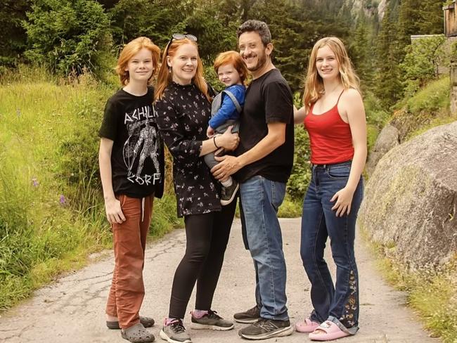 Laura Johansen and family. Picture: Supplied/Laura Johansen