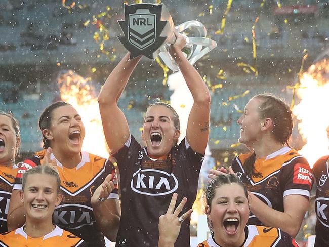 Broncos celebrate victory after the Roosters v Broncos NRLW Grand Final at ANZ Stadium, Homebush. Picture: Brett Costello