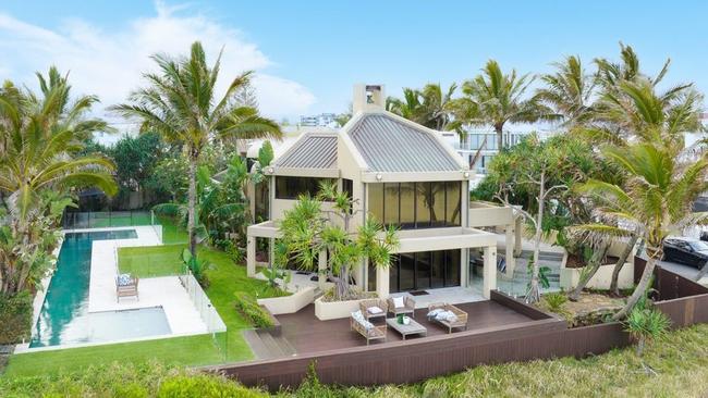 Queensland’s richest man Clive Palmer dropped $45 million on beachfront real estate on the Gold Coast within a matter of days, smashing the city’s property record in the process. The billionaire and former politician splashed $28 million on a huge 1214sq m tropical oasis on Hedges Ave, Mermaid Beach.