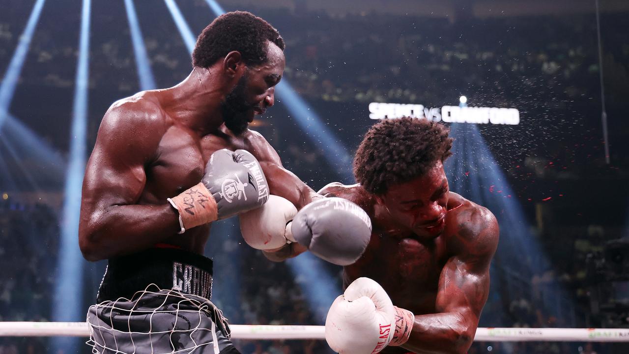 Crawford beat the hell out of Spence. (Photo by Al Bello/Getty Images)