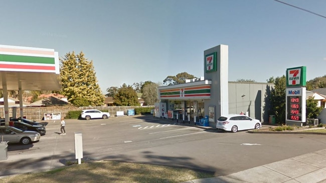 Hall bound and gagged his girlfriend before driving to the 7 Eleven at Kincumber to buy cigarettes. Picture: Google