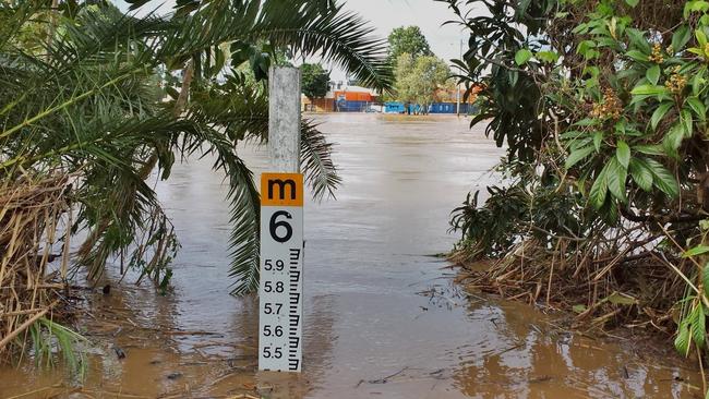 In March 2017 ex-Tropical Cyclone Debbie brought widespread flooding to the Tweed. A flood level marker at Murwillumbah.