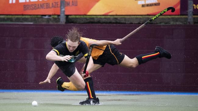 This image said it all about the Div 1 clash as Labrador’s Luca Brown puts his body on the line. Picture: Renae Droop