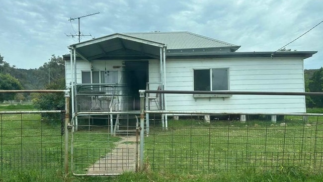 This house in Tambar Spring was listed for $92,000.