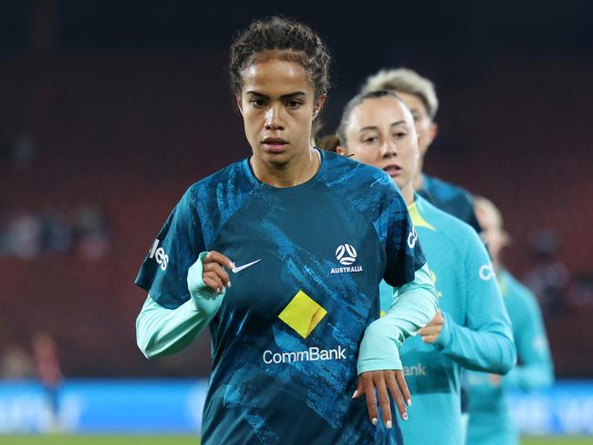 ZURICH, SWITZERLAND - OCTOBER 25: Mary Fowler of Australia warms up prior to the Women's international friendly match between Switzerland and Australia at Stadion Letzigrund on October 25, 2024 in Zurich, Switzerland. (Photo by Arnd Wiegmann/Getty Images for Football Australia)