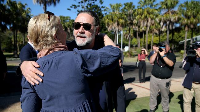 Actor Russell Crowe announces the building of a movie studio on the Pacific Bay Resort site in Coffs Harbour. Coffs Harbour Mayor Denise Knight greets Russell Crowe Pic Nathan Edwards