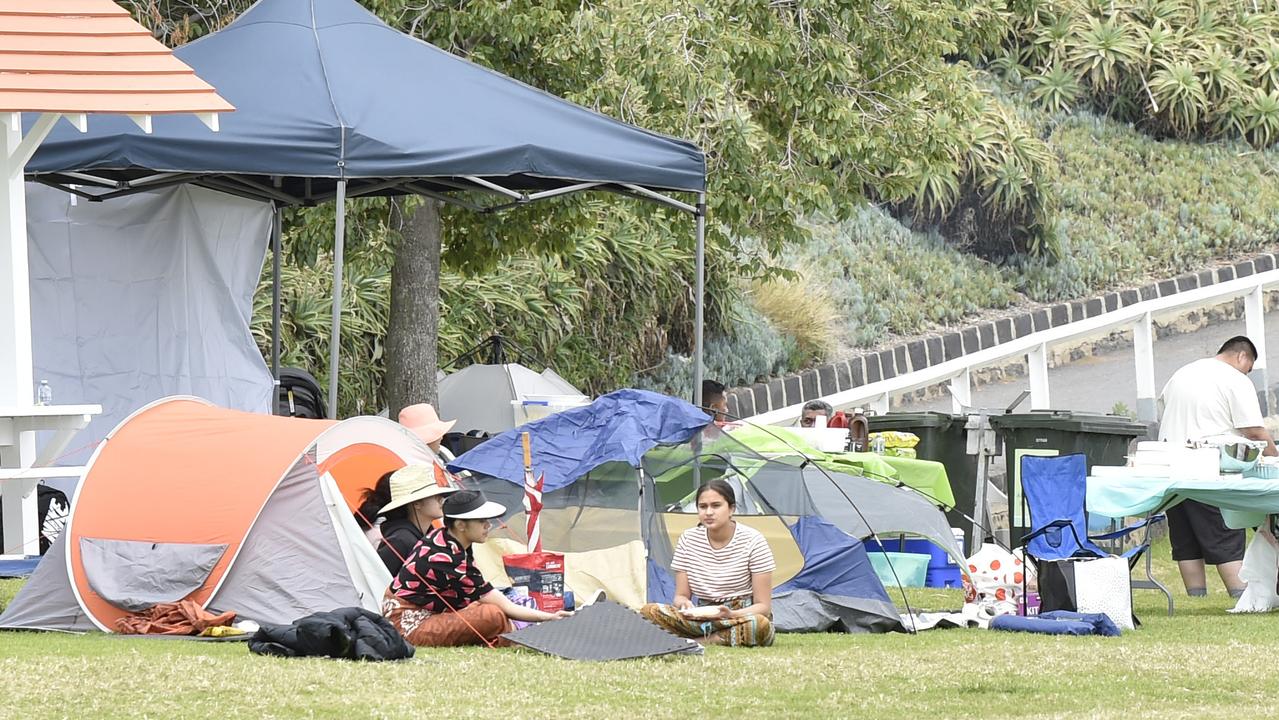 Eastern Beach camping Geelong council to fine suspect tents Geelong