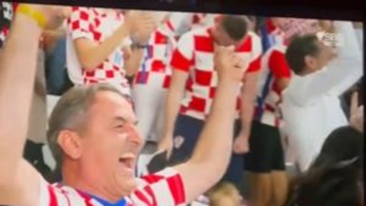 Vu par les fans de SBS après le but de la Croatie.