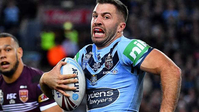 James Tedesco of the Blues on a break away during Game 3 of the 2019 State of Origin series between the New South Wales Blues and the Queensland Maroons at ANZ Stadium in Sydney, Wednesday, July 10, 2019. (AAP Image/Dean Lewins) NO ARCHIVING, EDITORIAL USE ONLY