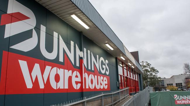 A Glenwood man has been banned from Bunnings.