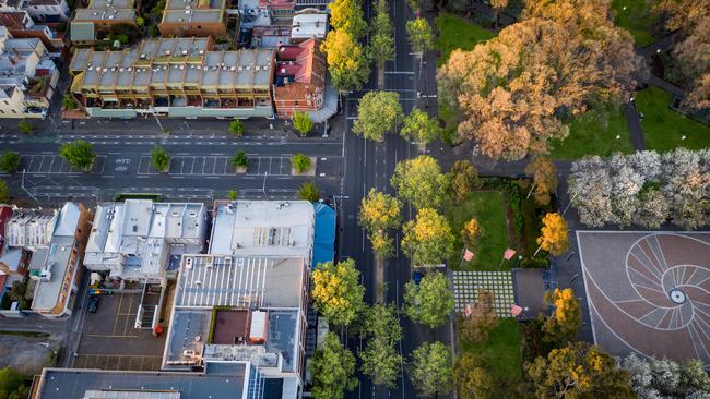 Daniel Andrews urged Melburnians to hang in there and look forward to an easing of restrictions when the vaccination rate hits 70 per cent. Picture: Getty Images