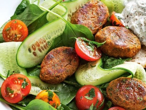 Low calorie meals: Sweet potato & coriander falafels.