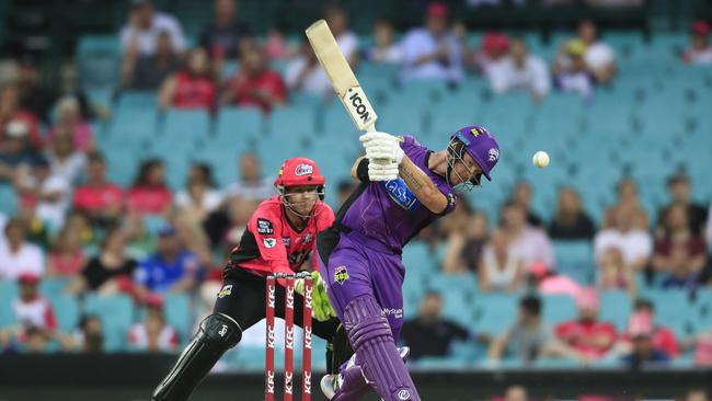 D'Arcy Short bats during the BBL match between the Sydney Sixers and Hobart Hurricanes. (Photo by Mark Evans/Getty Images)