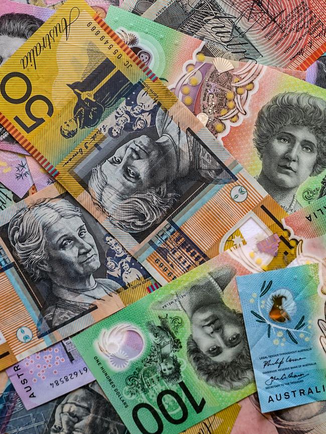 The recruiter has experienced people complaining about $100,000 salaries. Picture: NewsWire / Nicholas Eagar