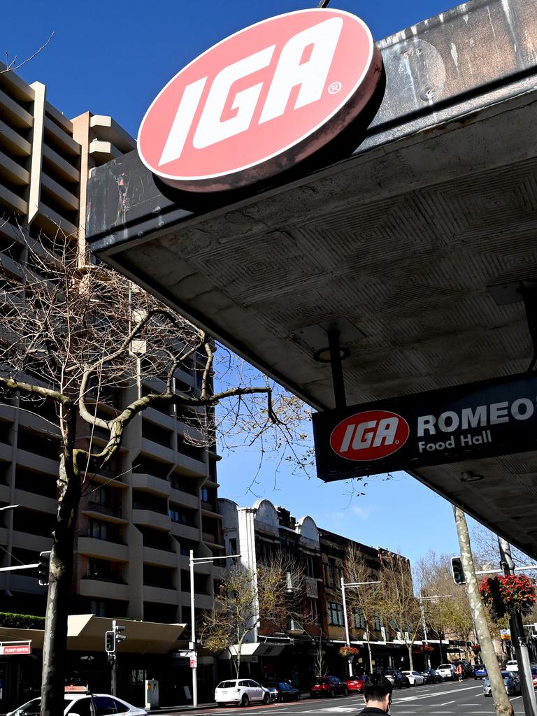 IGA stores are independently-owned and set their own trading hours. Picture: NCA NewsWire / Jeremy Piper