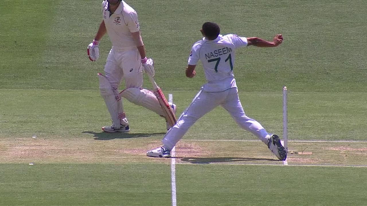 Naseem Shah claimed the wicket of David Warner, but it was a no-ball.