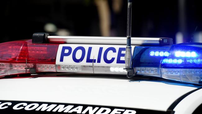 18/11/15 SA Police car lights picture: Roy VanDerVegt