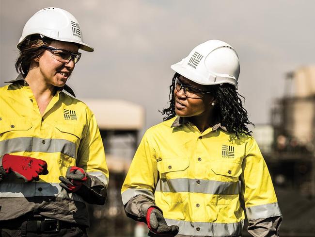 CAREERS AT SOUTH32: We attract people with exceptional skills, who share our values and want to make a difference with the work they do. COAL MINING GENERIC