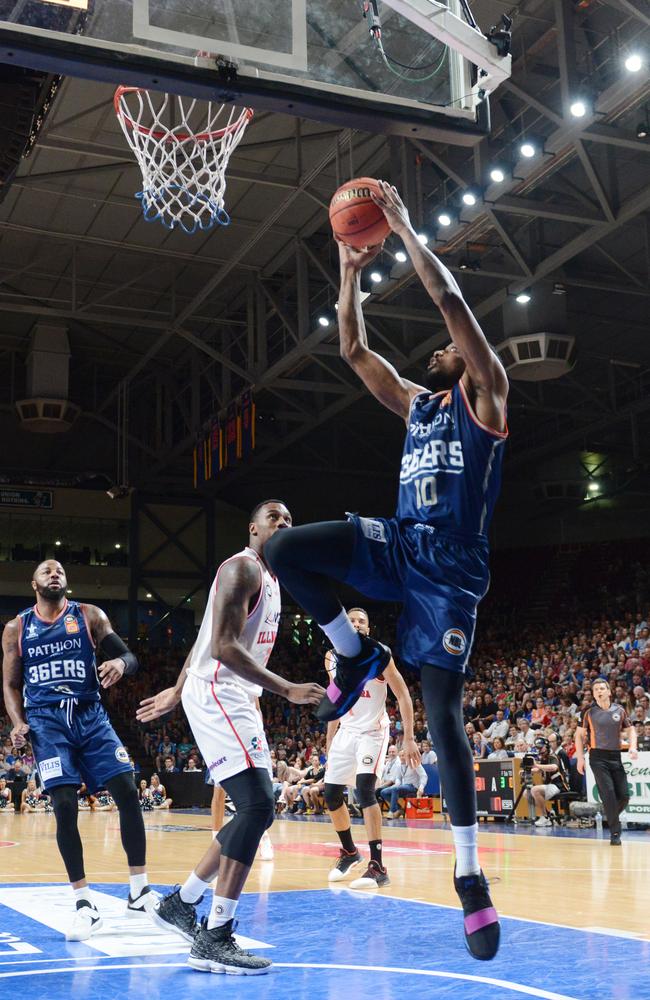 Ramone Moore on his way to 24 points for Adelaide on Saturday night. Picture: Brenton Edwards (AAP).