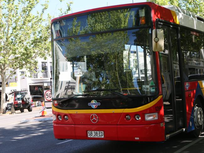 Local Adelaide Stock Images, Adelaide Generic Images. Bus on Hutt Street, Public Transport.