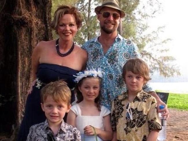 Rin and Anthony lost their three children Otis (8), Evie (10), and Mo (12) when MH17 was shot down in 2014.