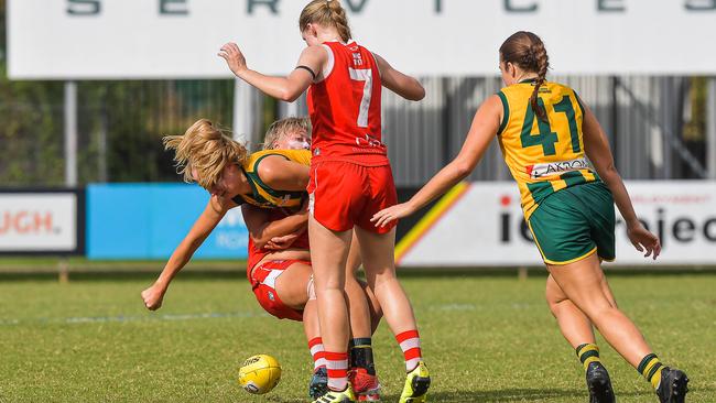 Waratah vs PINT in the 2022-23 NTFL womenÃ&#149;s grand final. Picture: PEMA TAMANG Pakhrin