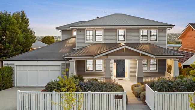 233 Noble St, Newtown sold for $3.2m.