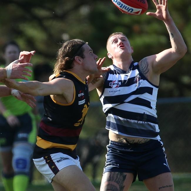 James Appleby cracks in for Doncaster East. Picture: Hamish Blair