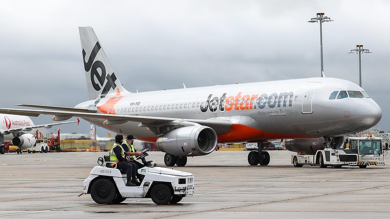 Jetstar is giving away free flights for a year. Picture: NCA NewsWire/Ian Currie