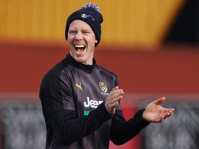Jack Riewoldt of the Tigers reacts to teammates during an AFL Richmond Tigers training session at Swinburne Centre in Melbourne, Tuesday, June 30, 2020. (AAP Image/Michael Dodge) NO ARCHIVING