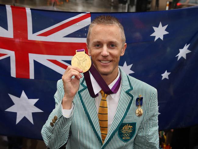 Jared Tallent presented with his Gold Medal for the 50km Walk