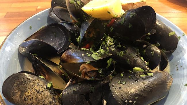 Supplied Editorial Mussels, garlic and chilli at Carmelo's Cucina, Toorak Gardens