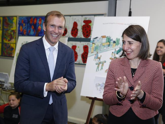 Education Minister Rob Stokes with Premier Gladys Berejiklian at Bennett Rd Public School, Colyton.