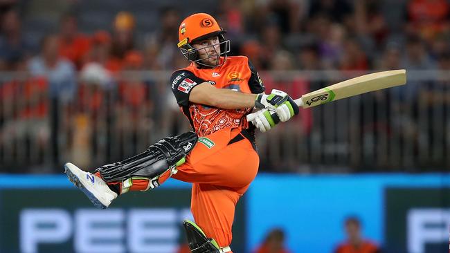 Josh Inglis helped the Scorchers reel in the Thunder’s target. Picture: AAP