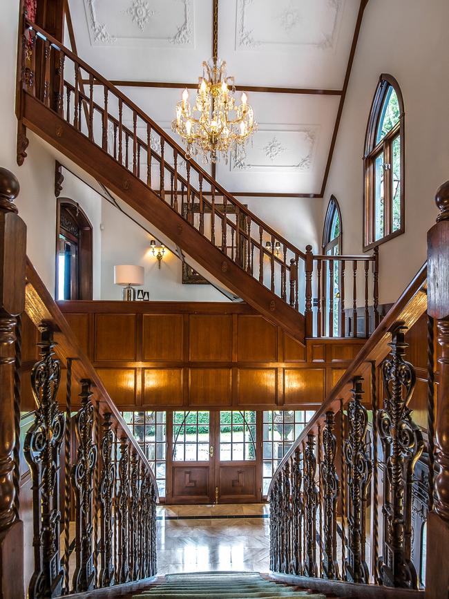 This set of stairs resembles the moving stairways of Hogwarts.