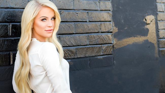 Gigi Gorgeous: YouTuber says gay marriage in Australia will save lives ...