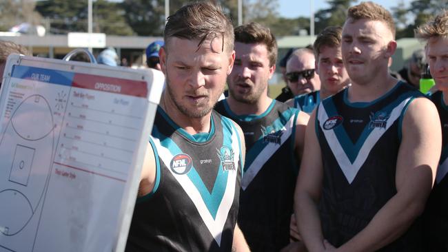 Laurimar coach Justin Sherman. Picture: David Crosling