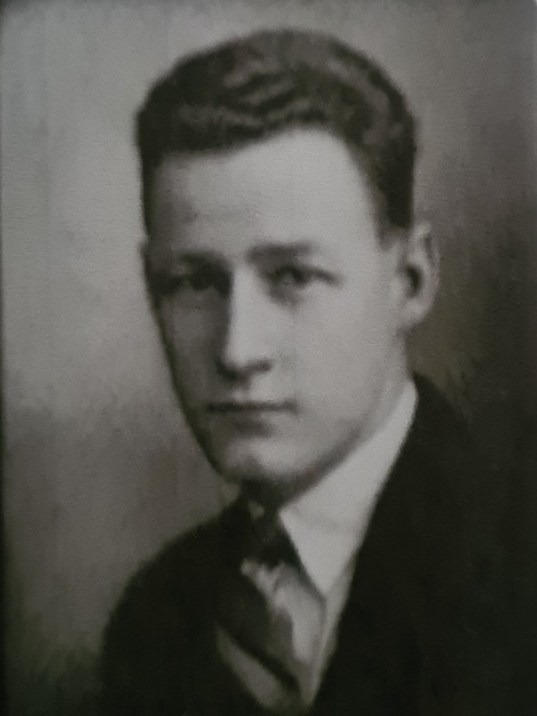 Young Harold Vivian Marsh Brown.