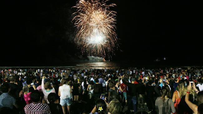 Windy conditions could cancel Gold Coast’s New Year’s Eve fireworks | Gold Coast Bulletin