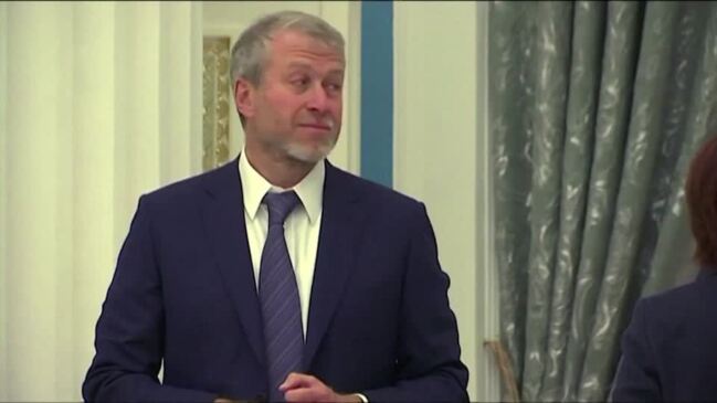 Russian Oligarch Roman Abramovich Has $17 Billion Assets Frozen By UK ...