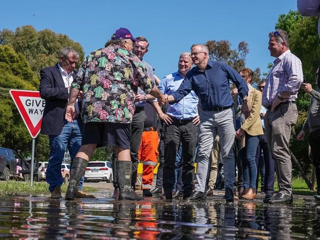 Australian Prime Minister Anthony Albanese meets locals during a tour to flood affected areas in Forbes, in the Central West region of New South Wales, Monday, October 17, 2022. Picture: Twitter / @AlboMP